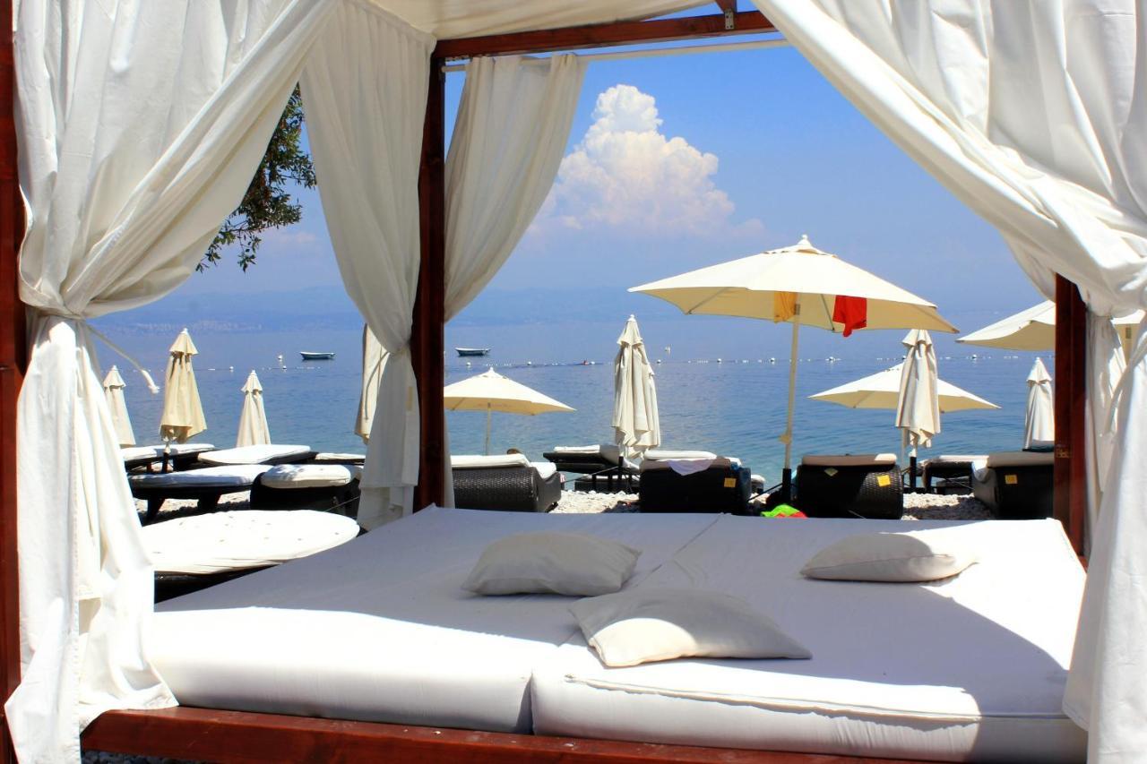 Apartments By The Sea Medveja, Opatija - 7720 Lovran Eksteriør bilde