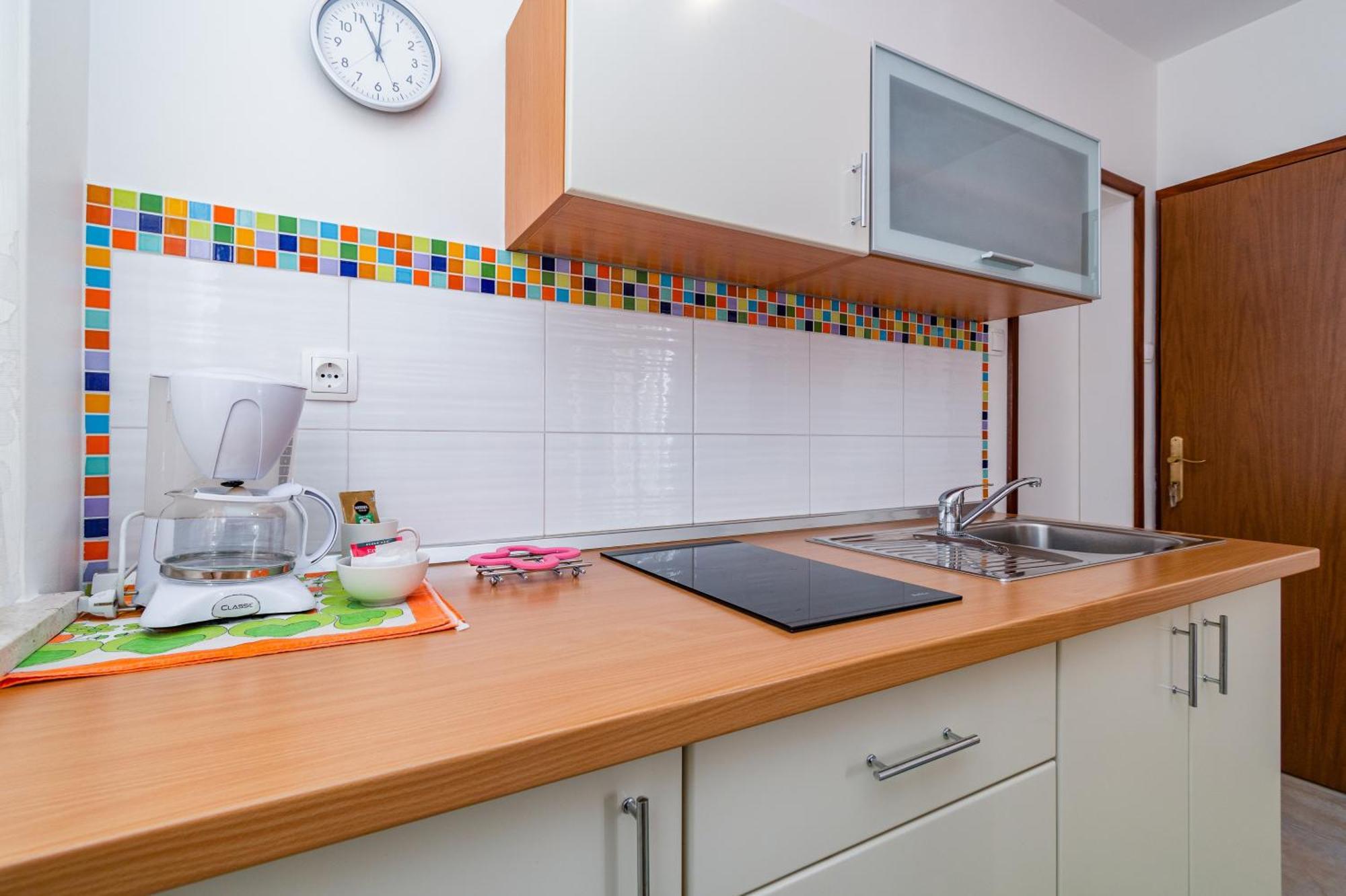 Apartments By The Sea Medveja, Opatija - 7720 Lovran Rom bilde